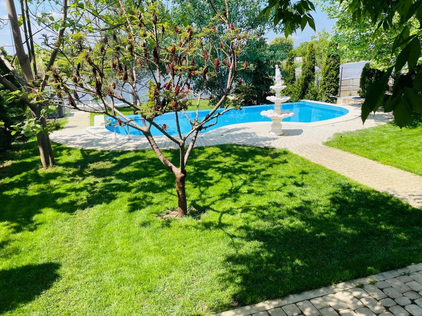 Therme - Corbeanca By The Lake Luxury Villa Buitenkant foto